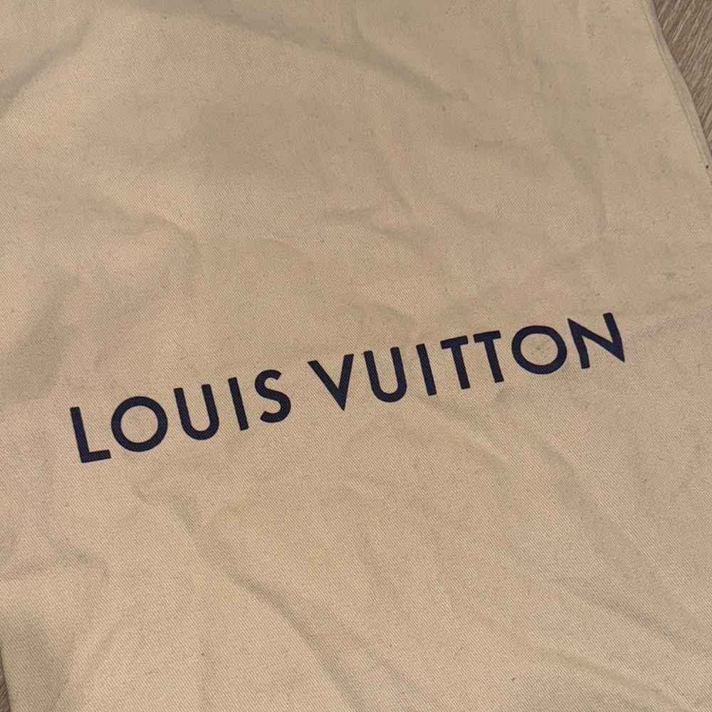 100% Authentic Louis Vuitton Monogram White Hologram Slides 🤍🤍 - Picture 7 of 15